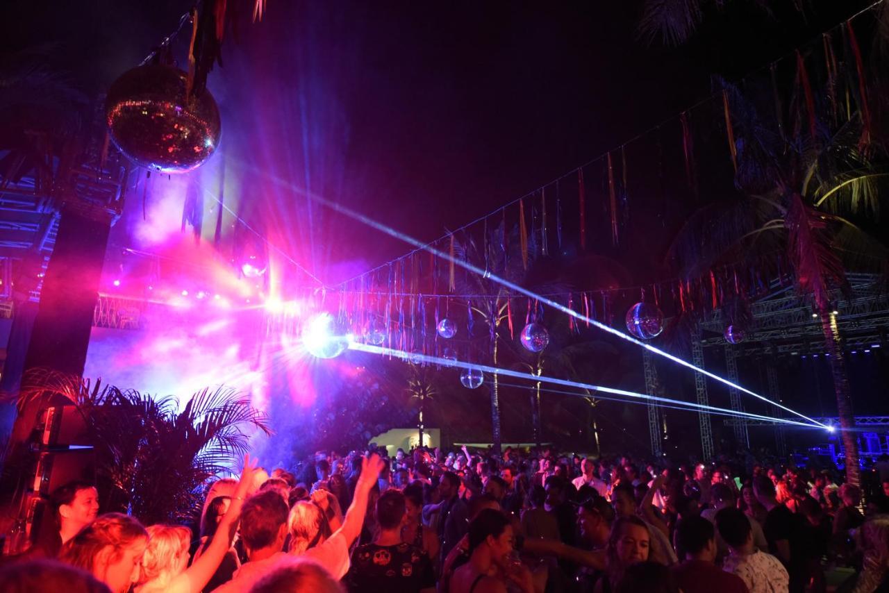 Potato Head Suites&Studios Seminyak Esterno foto The nightclub