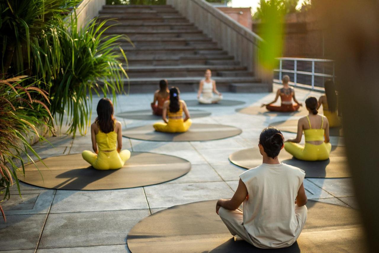 Potato Head Suites&Studios Seminyak Esterno foto Meditation at the Bhakti Marga Foundation
