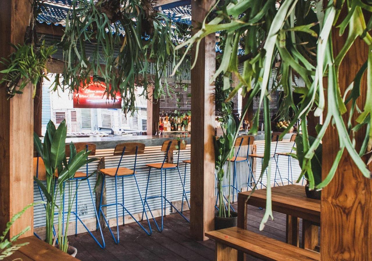 Potato Head Suites&Studios Seminyak Esterno foto The interior of the restaurant